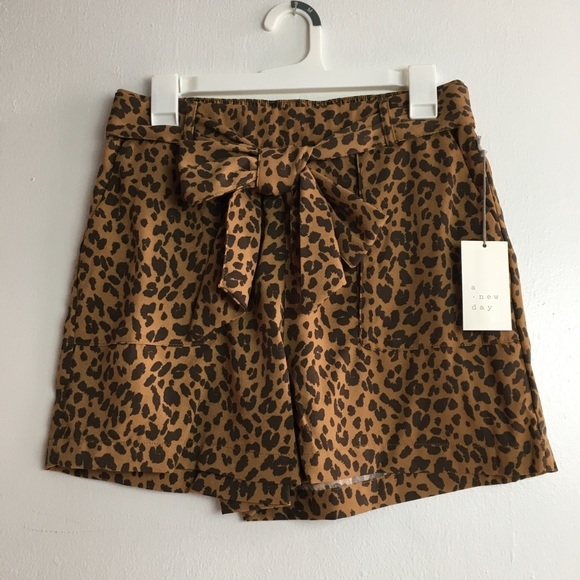 Leopard Shorts for women’s a New Day Size M high rise belted tie waist - Picture 2 of 13